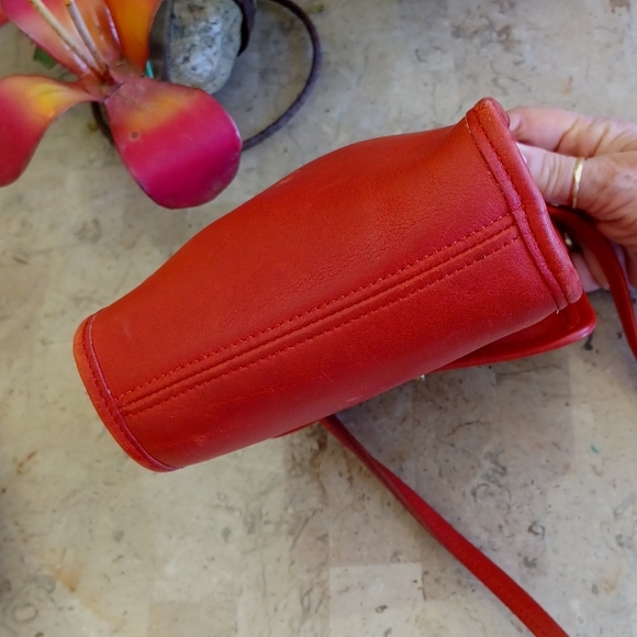 VINTAGE EARLY 1990's COACH SCOOTER BAG - Picture 7 of 17